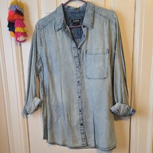 NWOT Express Light Blue Denim Biyfriend Shirt